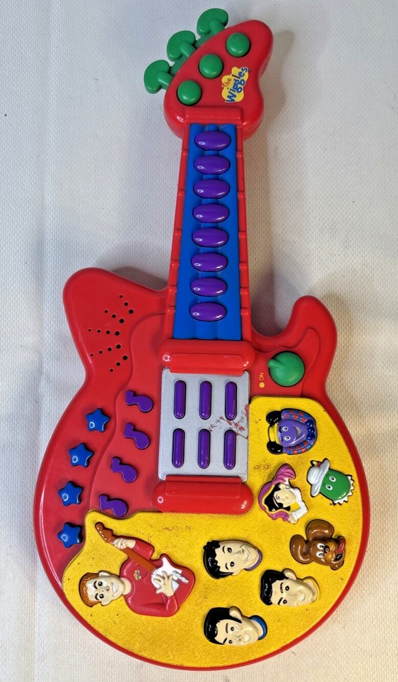 The Wiggles Play Along Musical Sing Dance Red Guitar Toy Spin Master 2003 Works